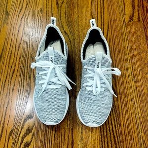NEW Adidas Cloadfoam Shoes - Size 8